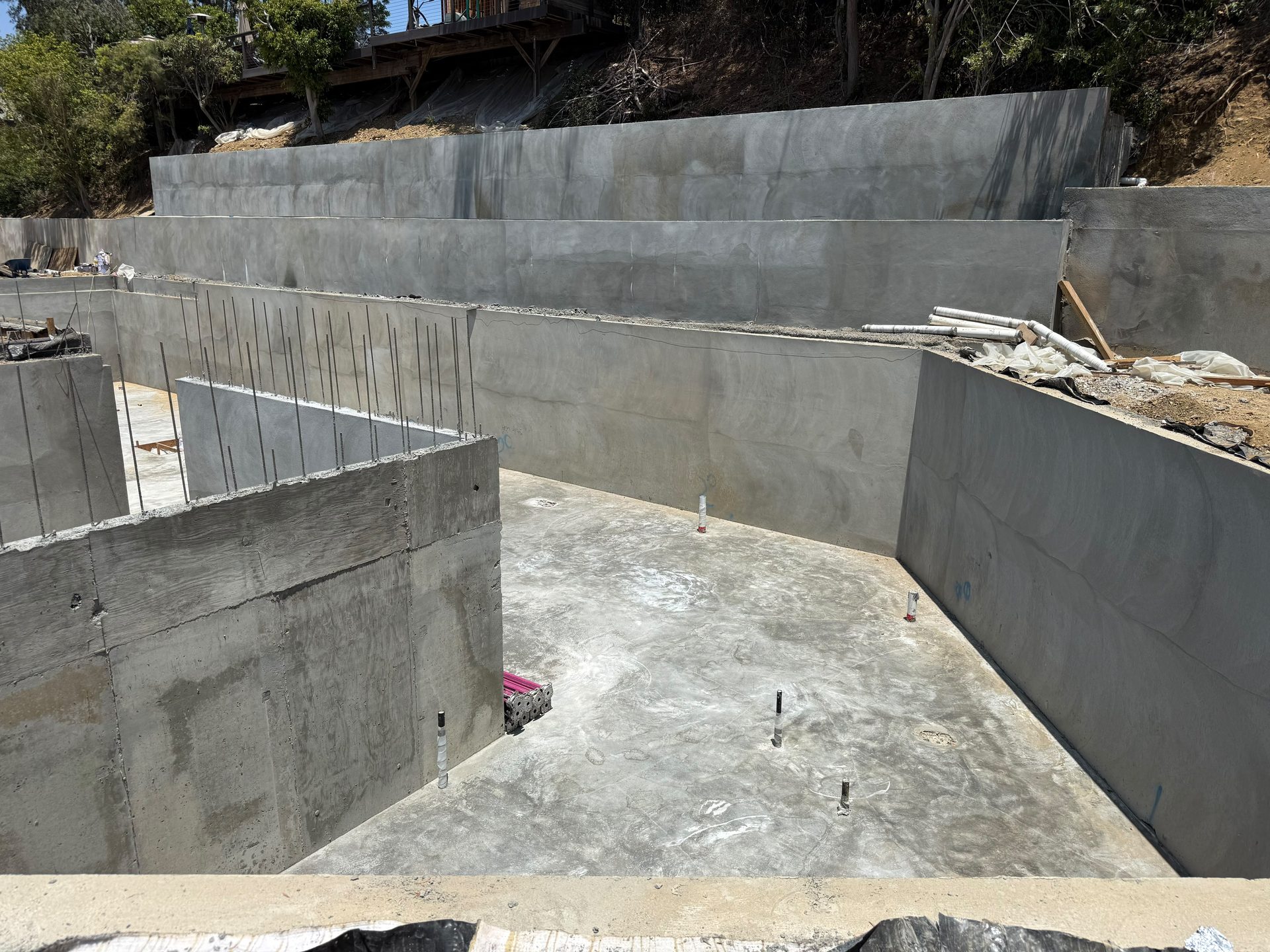 Custom Pools & Spas project by Pacific Green Homes in California